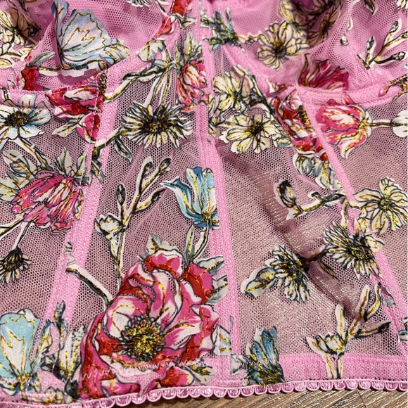 Victoria's Secret Pink Floral Embroidered Cap Sleeve Corset Top Women’s Medium - Picture 15 of 15